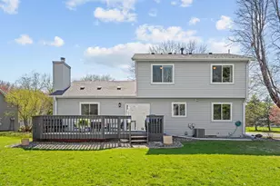 9648 Quantico Ln N, Maple Grove, MN 55369 - Photo 2