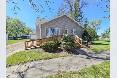 606 2nd Street, Lucan, MN 56255 - Photo 2