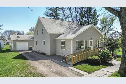 606 2nd Street, Lucan, MN 56255 - Photo 1
