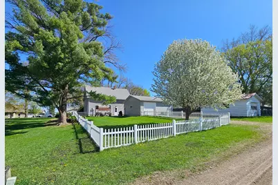 606 2nd Street, Lucan, MN 56255 - Photo 34