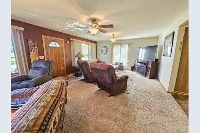 606 2nd Street, Lucan, MN 56255 - Photo 4