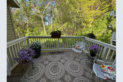 1598 Summit Shores Circle, Burnsville, MN 55306 - Photo 12