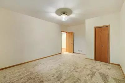 1598 Summit Shores Circle, Burnsville, MN 55306 - Photo 28