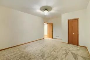 1598 Summit Shores Cir, Burnsville, MN 55306 - Photo 28