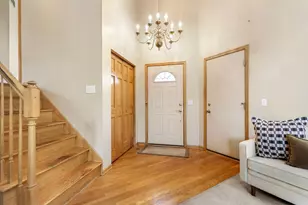2100 Hunter Hill Ct, Hudson, WI 54016 - Photo 4