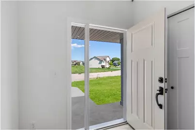 3237 Nottingham Road S, Saint Cloud, MN 56301 - Photo 2