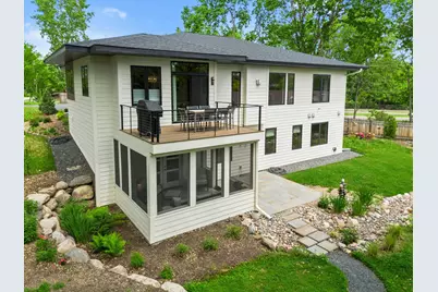 10821 Blossom Road, Eden Prairie, MN 55347 - Photo 38