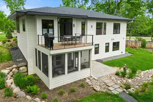 10821 Blossom Rd, Eden Prairie, MN 55347 - Photo 38