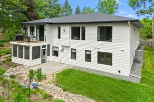 10821 Blossom Rd, Eden Prairie, MN 55347 - Photo 40