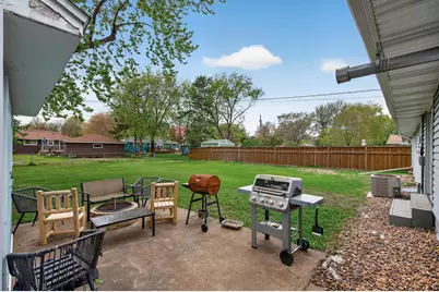 6407 Major Avenue N, Brooklyn Center, MN 55429 - Photo 24
