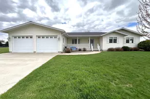 246 E Skyline Dr, Granite Falls, MN 56241 - Photo 2