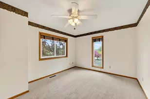 40 Elton Ridge Ct NW, Rochester, MN 55901 - Photo 20