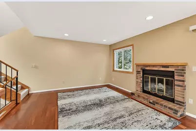 40 Elton Ridge Court NW, Rochester, MN 55901 - Photo 4