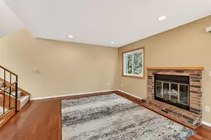 40 Elton Ridge Ct NW, Rochester, MN 55901 - Photo 4