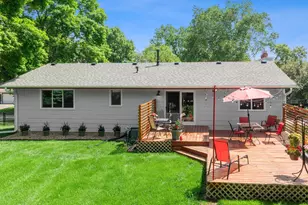 16620 N Hillcrest Ct, Eden Prairie, MN 55346 - Photo 18