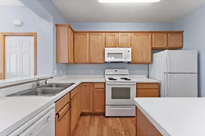 2340 Eagle Trace Lane, Woodbury, MN 55129 - Photo 2