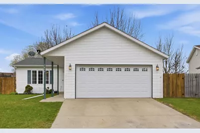3642 10th Street N, Fargo, ND 58102 - Photo 2
