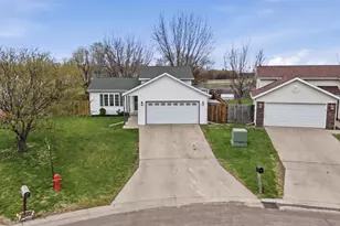 3642 10th St N, Fargo, ND 58102 - Photo 30