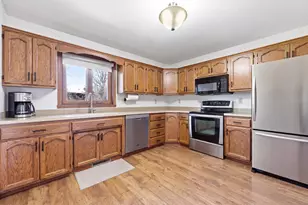 1619 38th Ave S, Fargo, ND 58104 - Photo 10