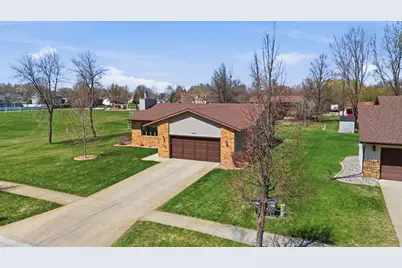 1619 38th Avenue S, Fargo, ND 58104 - Photo 42