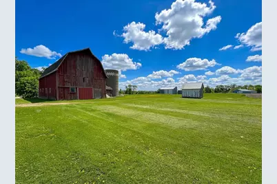 2240 Becker Trail, Faribault, MN 55021 - Photo 10