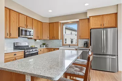 9936 Scott Avenue N, Brooklyn Park, MN 55443 - Photo 6