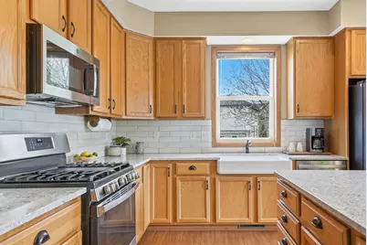 9936 Scott Avenue N, Brooklyn Park, MN 55443 - Photo 8