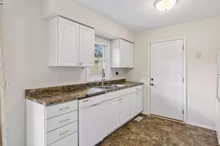 8700 Ironwood Ave S, Cottage Grove, MN 55016 - Photo 12