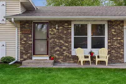8700 Ironwood Avenue S, Cottage Grove, MN 55016 - Photo 2
