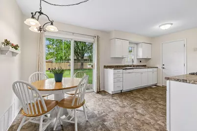 8700 Ironwood Avenue S, Cottage Grove, MN 55016 - Photo 8