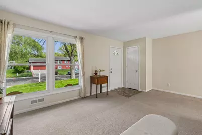 8700 Ironwood Avenue S, Cottage Grove, MN 55016 - Photo 6