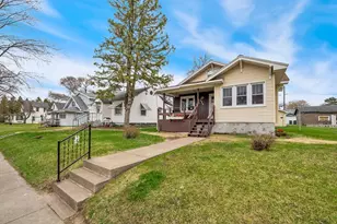 426 3rd St, Cloquet, MN 55720 - Photo 1
