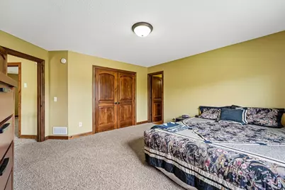 18658 Ponderosa Court, Eden Prairie, MN 55347 - Photo 32