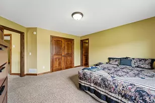 18658 Ponderosa Ct, Eden Prairie, MN 55347 - Photo 32