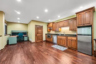 18658 Ponderosa Ct, Eden Prairie, MN 55347 - Photo 46