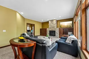 18658 Ponderosa Ct, Eden Prairie, MN 55347 - Photo 8