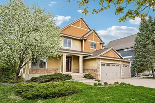 18658 Ponderosa Ct, Eden Prairie, MN 55347 - Photo 2