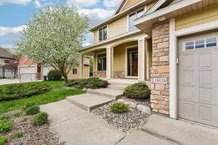 18658 Ponderosa Ct, Eden Prairie, MN 55347 - Photo 2