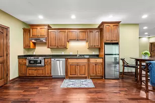 18658 Ponderosa Ct, Eden Prairie, MN 55347 - Photo 44
