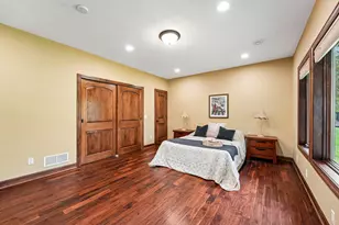 18658 Ponderosa Ct, Eden Prairie, MN 55347 - Photo 48