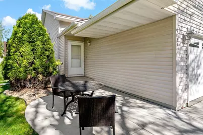 9031 Magnolia Lane N, Maple Grove, MN 55369 - Photo 2