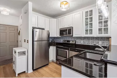660 N 2nd Street #114, Minneapolis, MN 55401 - Photo 4