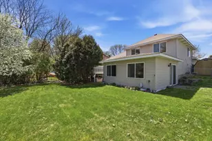 9480 71st S, Cottage Grove, MN 55016 - Photo 2