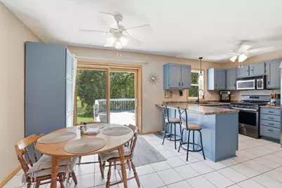 9480 71st Bay S, Cottage Grove, MN 55016 - Photo 10