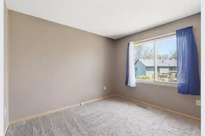 9480 71st Bay S, Cottage Grove, MN 55016 - Photo 18