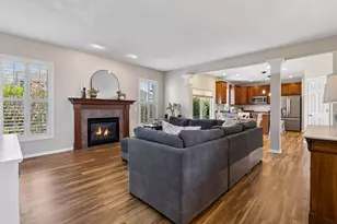 7136 Peony Ln N, Maple Grove, MN 55311 - Photo 8