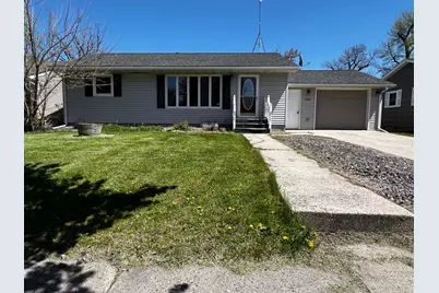 1069 15th Street, Granite Falls, MN 56241 - Photo 2