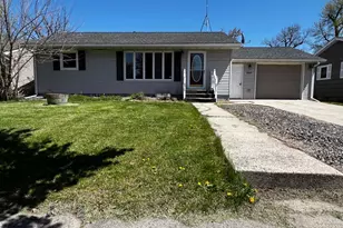 1069 15th St, Granite Falls, MN 56241 - Photo 2