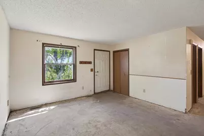 15105 Dunbar Court, Apple Valley, MN 55124 - Photo 4