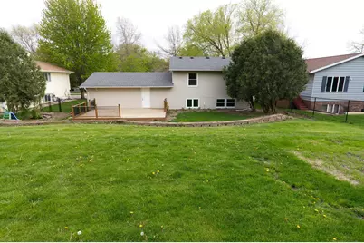 509 Meadow Run Drive SW, Rochester, MN 55902 - Photo 2